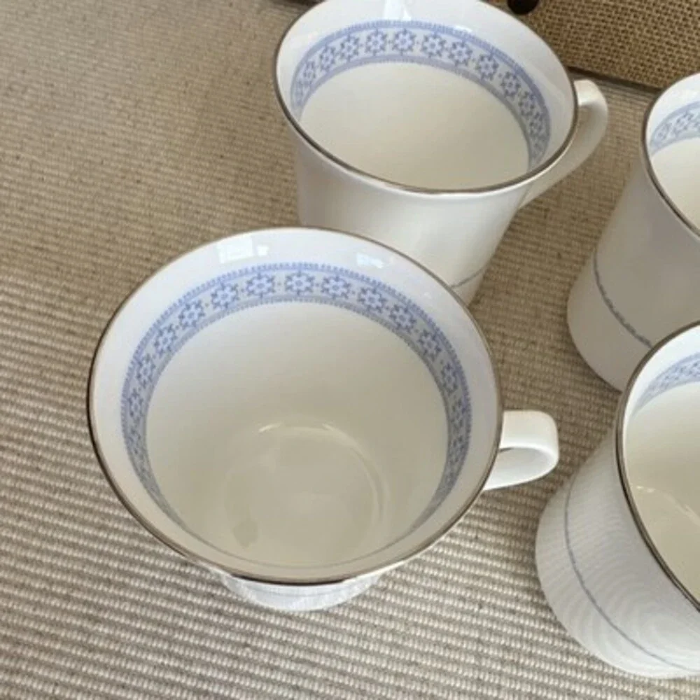 Royal Worcester Chelsea Bone China Coffee Cups Set of 8 Blue Floral Vintage 1971